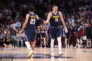 到足球的魅 到足球的魅