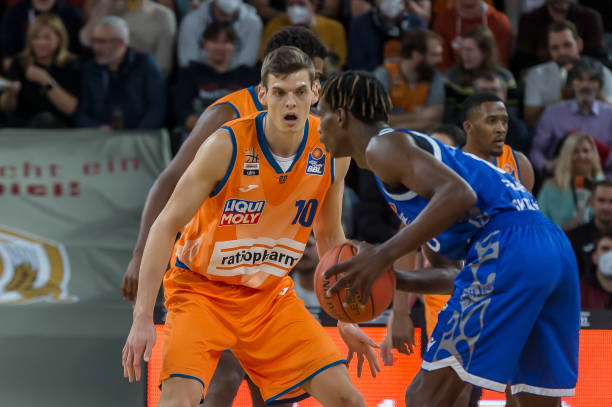 期租借改变 期租借改变