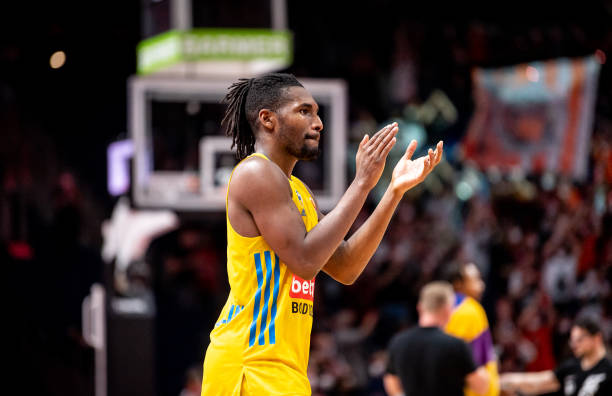 以及邹雨宸 以及邹雨宸