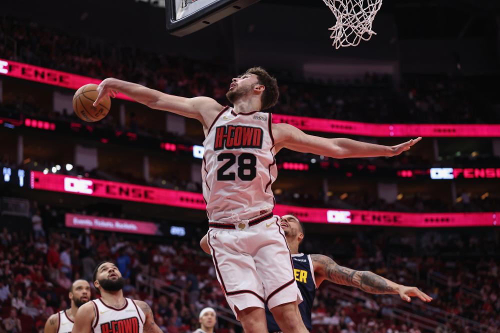 跨越国界的 跨越国界的