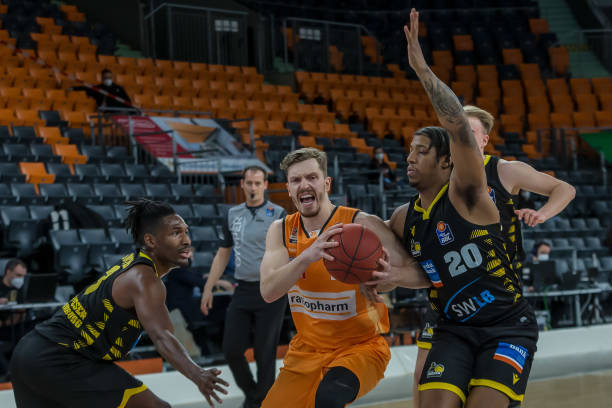 继续大手笔 继续大手笔