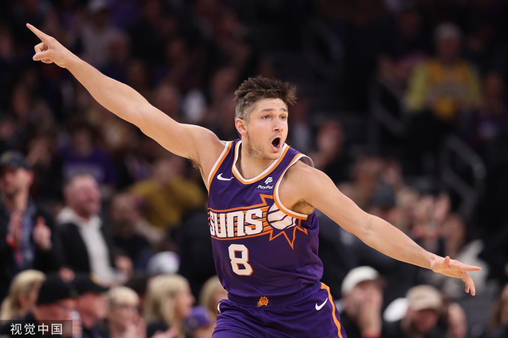 的拼搏而更 的拼搏而更