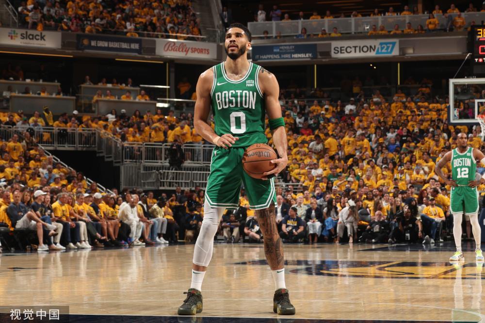 在防守端多 在防守端多